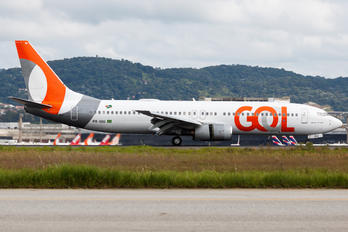 PR-GIU - GOL Transportes Aéreos  Boeing 737-800