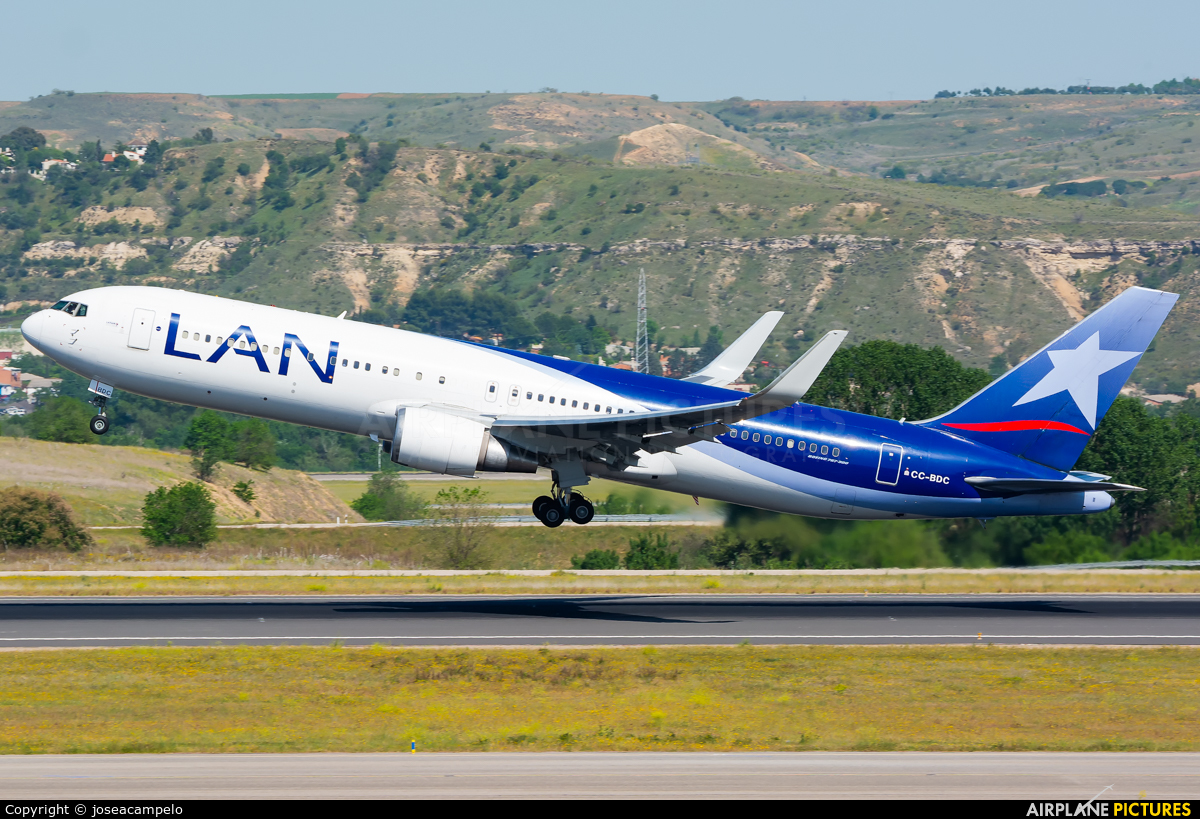 LAN Airlines CC-BDC aircraft at Madrid - Barajas