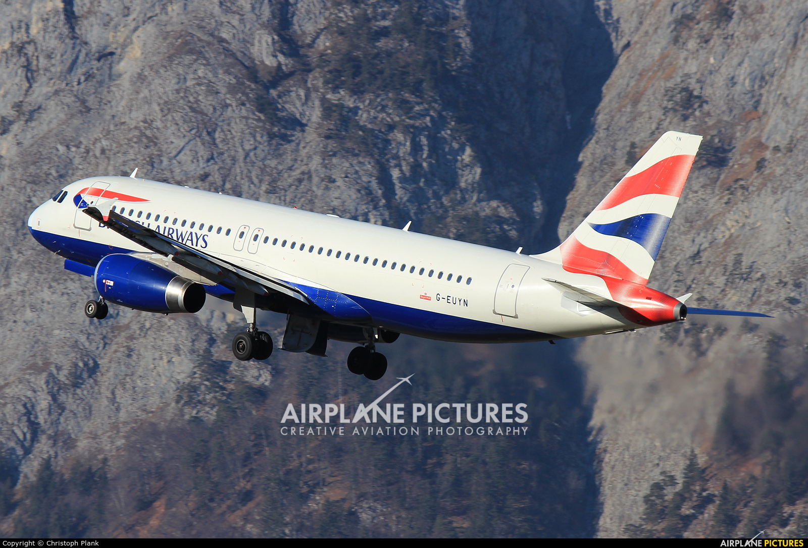 British Airways G-EUYN aircraft at Innsbruck