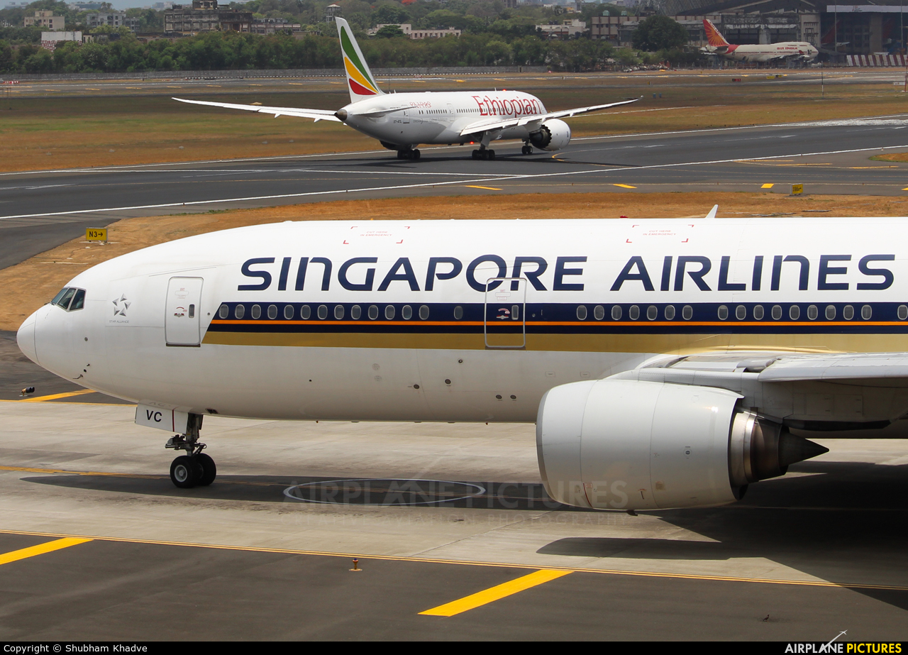Singapore Airlines 9V-SVC aircraft at Mumbai - Chhatrapati Shivaji Intl