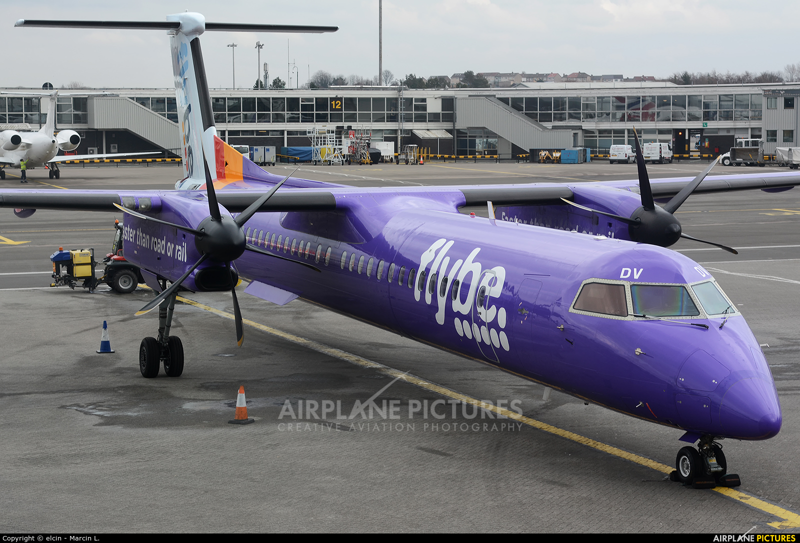 Flybe G-JEDV aircraft at Glasgow
