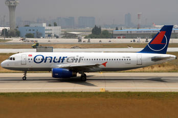 TC-OBL - Onur Air Airbus A320
