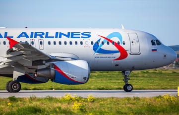 VP-BIE - Ural Airlines Airbus A320