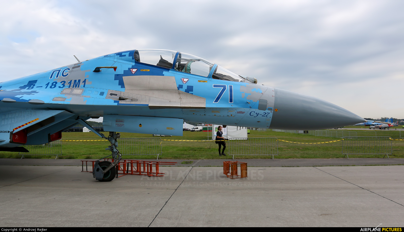 Ukraine - Air Force 71 aircraft at Gdynia- Babie Doły (Oksywie)