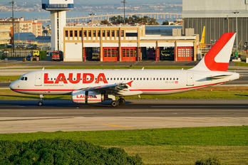 OE-LOP - LaudaMotion Airbus A320