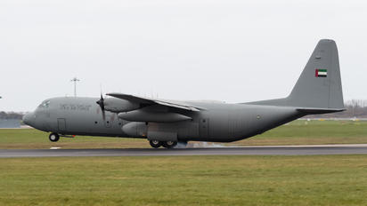 1215 - United Arab Emirates - Air Force Lockheed L-100 Hercules