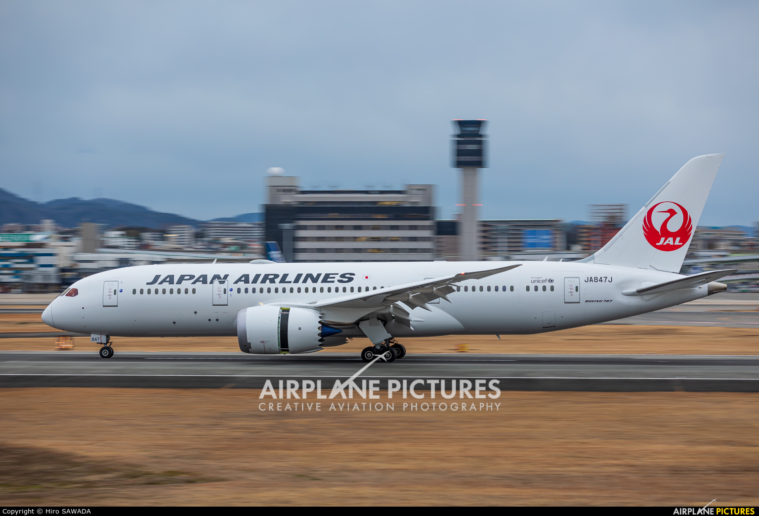 JAL - Japan Airlines JA847J aircraft at Osaka - Itami Intl
