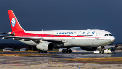 B-5960 - Sichuan Airlines  Airbus A330-300