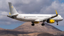 EC-MHA - Vueling Airlines Airbus A321 aircraft