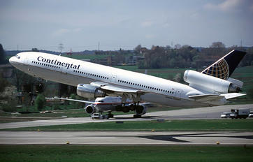 N12080 - Continental Airlines McDonnell Douglas DC-10-30
