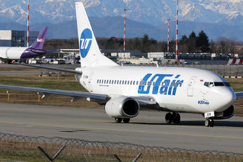 VP-BYM - UTair Boeing 737-500