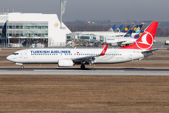 TC-JVZ - Turkish Airlines Boeing 737-800