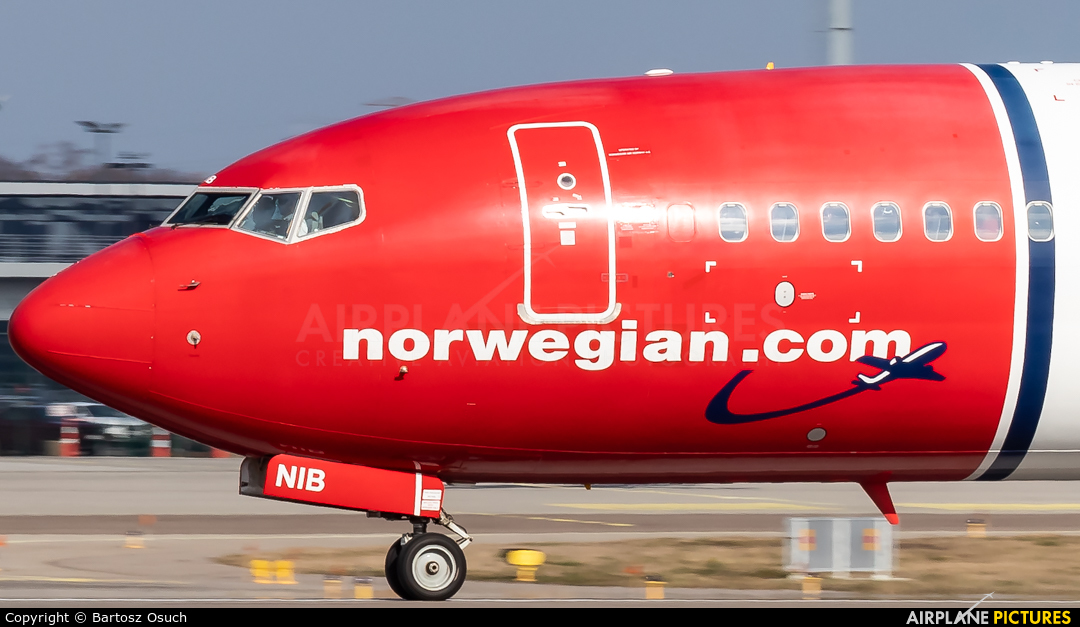 Norwegian Air Shuttle LN-NIB aircraft at Gdańsk - Lech Wałęsa