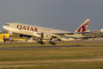 A7-BFT - Qatar Airways Cargo Boeing 777F