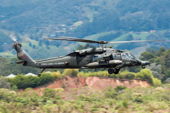 FAC4129 - Colombia - Air Force Sikorsky AH-60L Arpia III