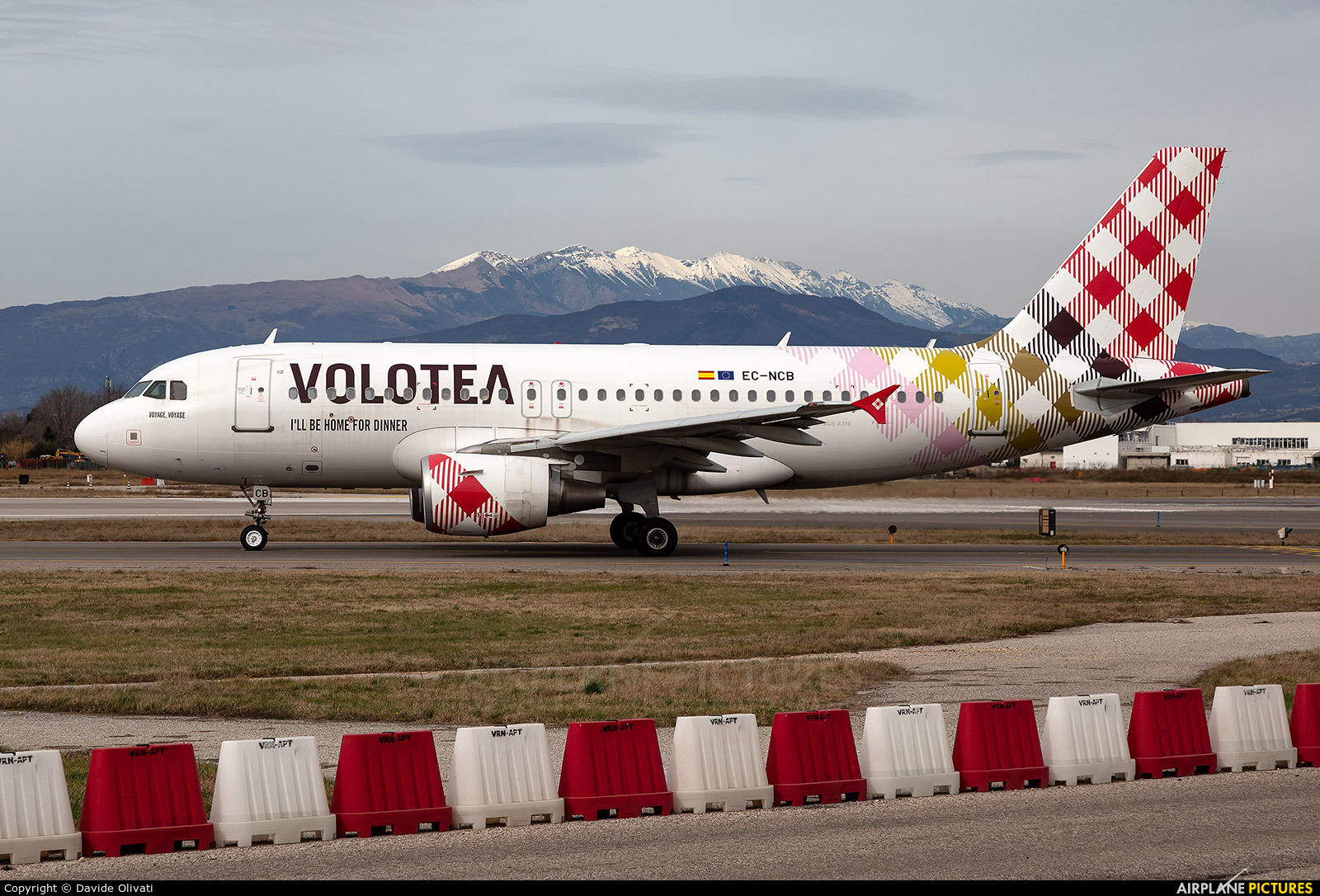 Volotea Airlines EC-NCB aircraft at Verona - Villafranca