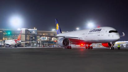 D-AIXC - Lufthansa Airbus A350-900
