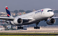 PR-XTD - LATAM Airbus A350-900 aircraft