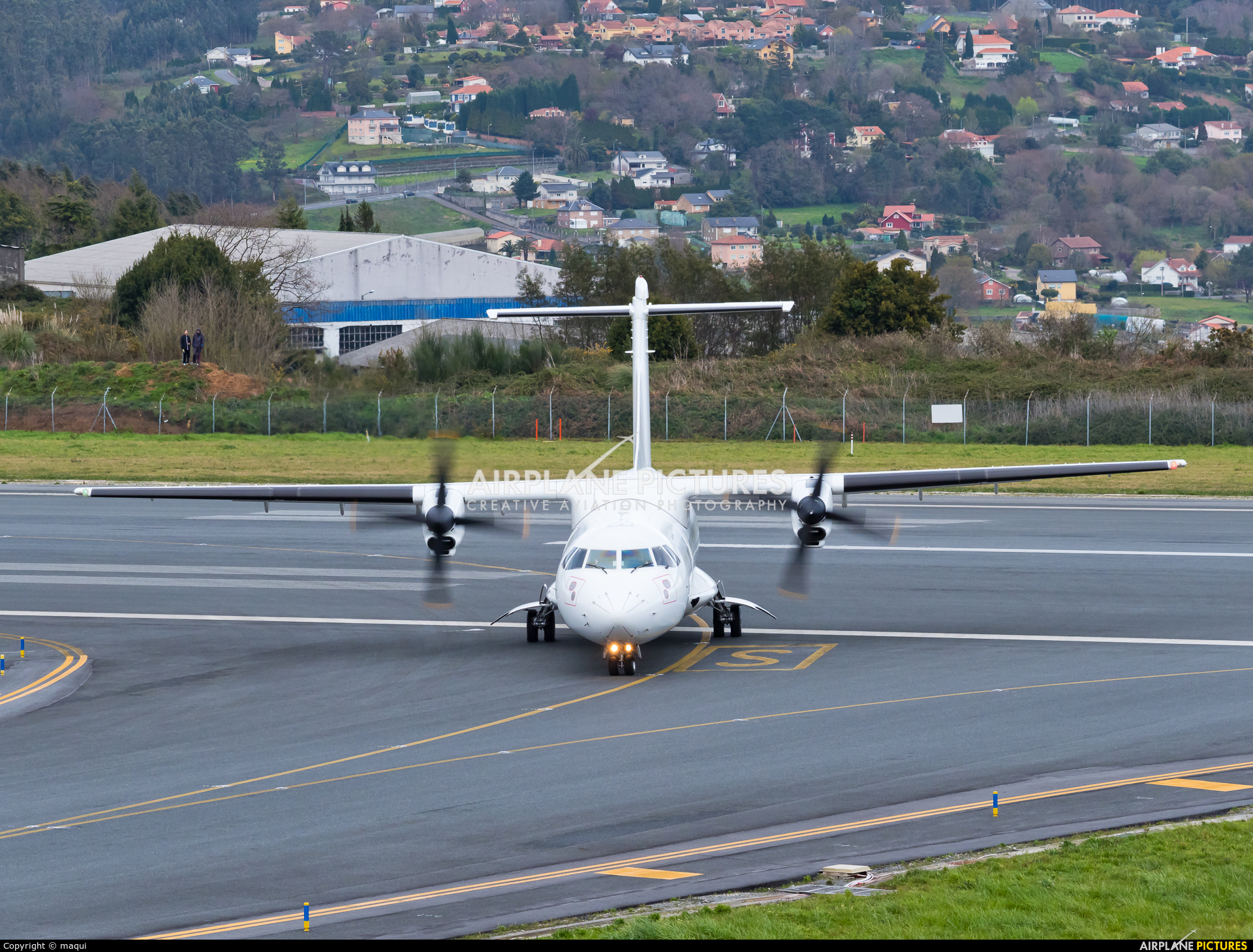 Lease Fly CS-DVO aircraft at La Coruña