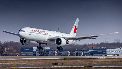 C-FIVS - Air Canada Boeing 777-300ER