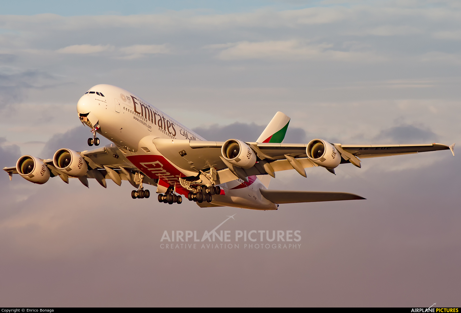 Emirates Airlines A6-EUC aircraft at London - Heathrow