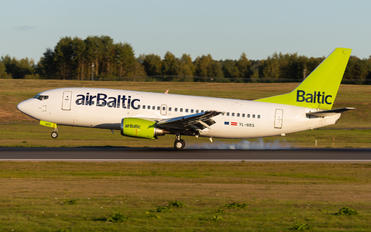 YL-BBS - Air Baltic Boeing 737-300