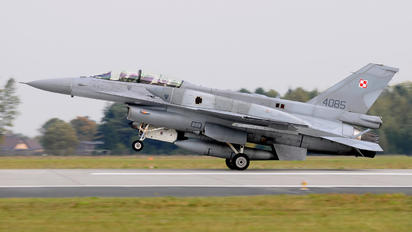 4085 - Poland - Air Force Lockheed Martin F-16D block 52+Jastrząb