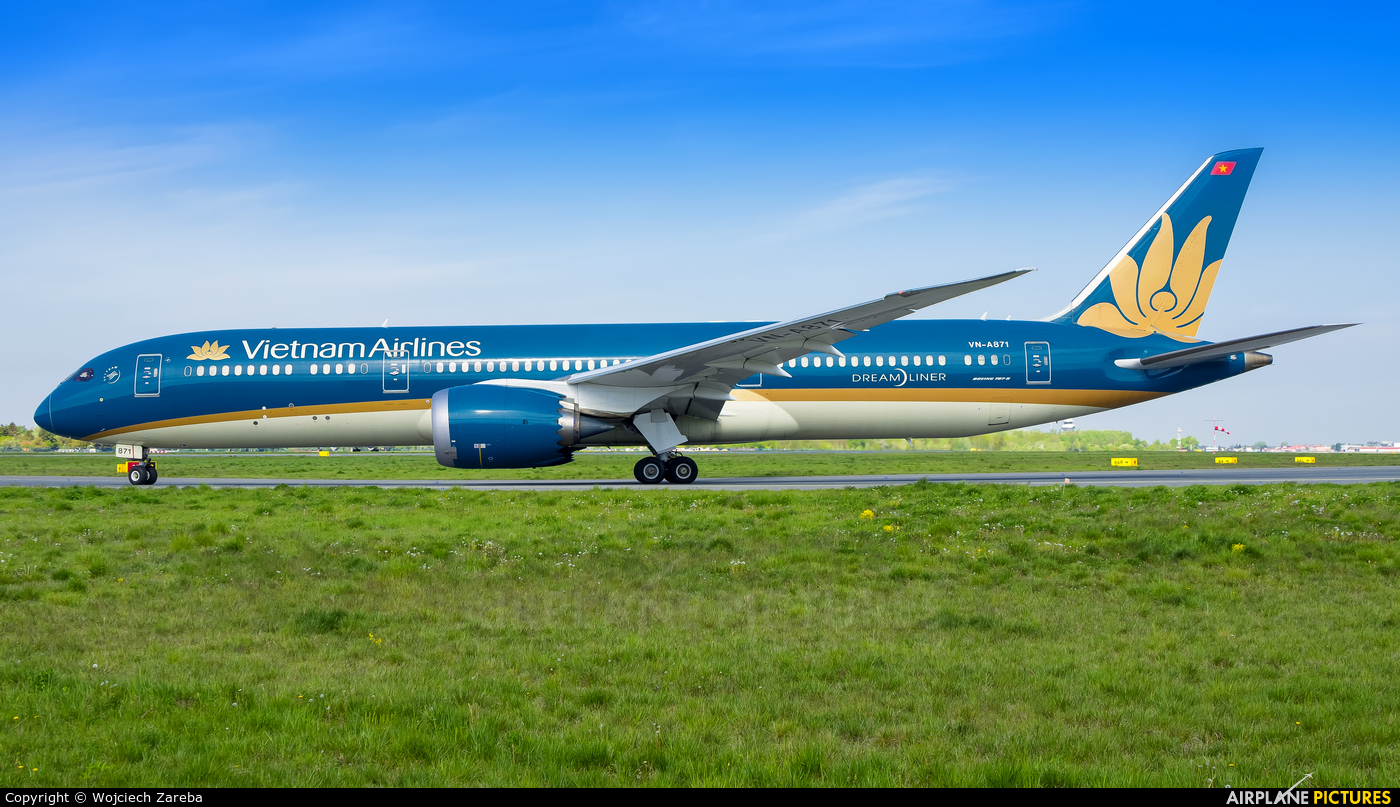 Vietnam Airlines VN-A871 aircraft at Warsaw - Frederic Chopin