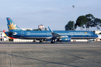 VN-A606 - Vietnam Airlines Airbus A321