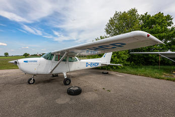 D-EHCP - Private Cessna 172 Skyhawk (all models except RG)
