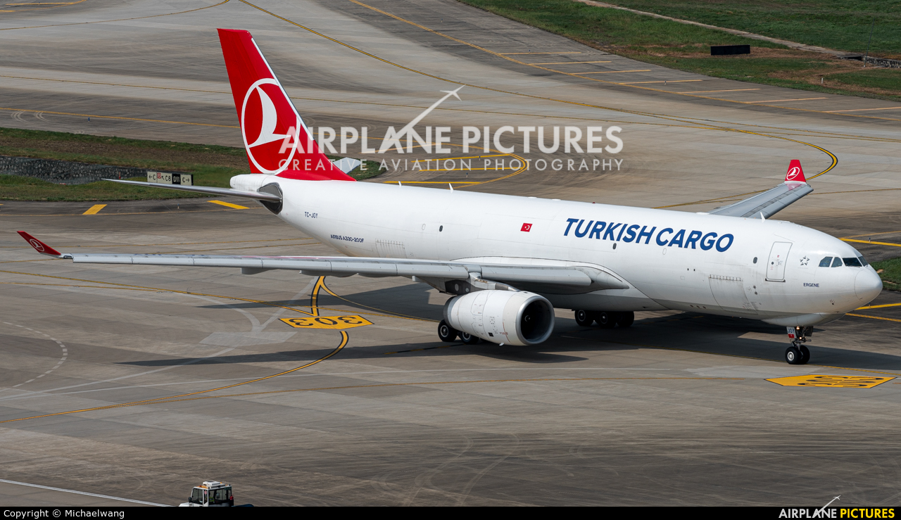 Turkish Cargo TC-JOY aircraft at Shenzhen Bao