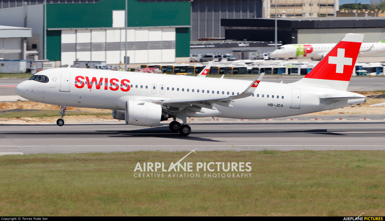 Swiss HB-JDA aircraft at Lisbon
