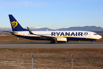 EI-EKN - Ryanair Boeing 737-800