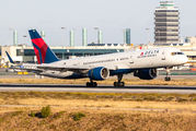 N718TW - Delta Air Lines Boeing 757-200 aircraft