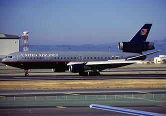 N1856U - United Airlines McDonnell Douglas DC-10-30