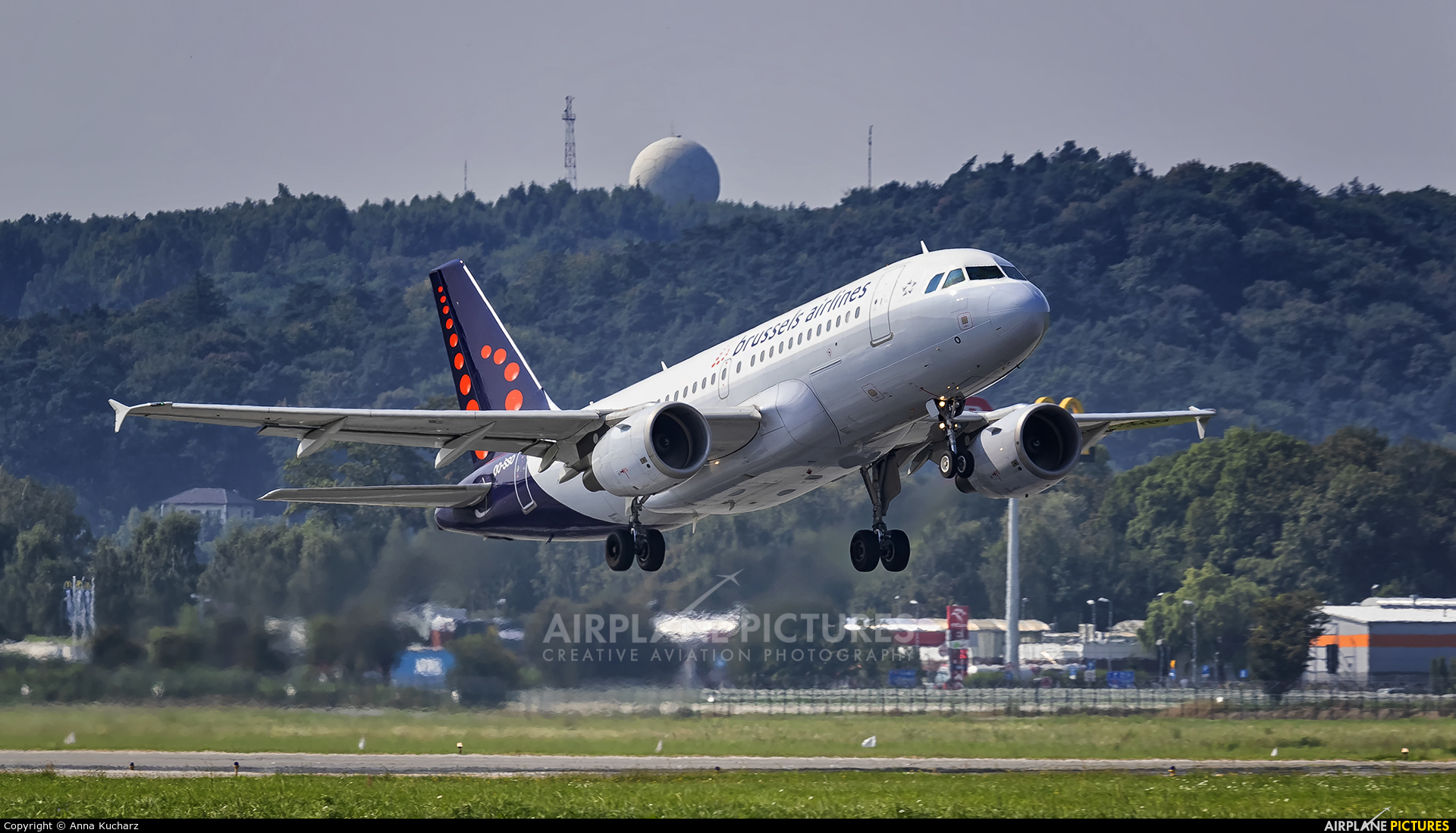 Brussels Airlines OO-SSO aircraft at Warsaw - Frederic Chopin