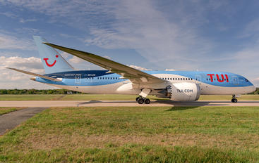OO-LOE - TUI Airlines Belgium Boeing 787-8 Dreamliner