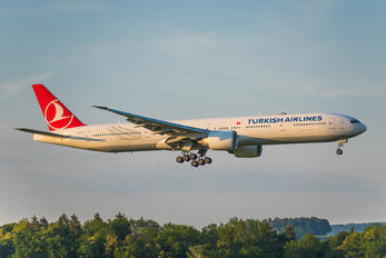 TC-LJE - Turkish Airlines Boeing 777-31H(ER)