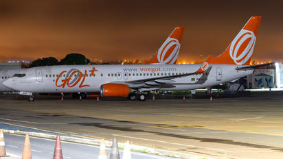 PR-GXV - GOL Transportes Aéreos  Boeing 737-800