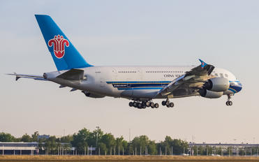 B-6138 - China Southern Airlines Airbus A380