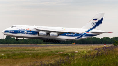 RA-82077 - Volga Dnepr Airlines Antonov An-124