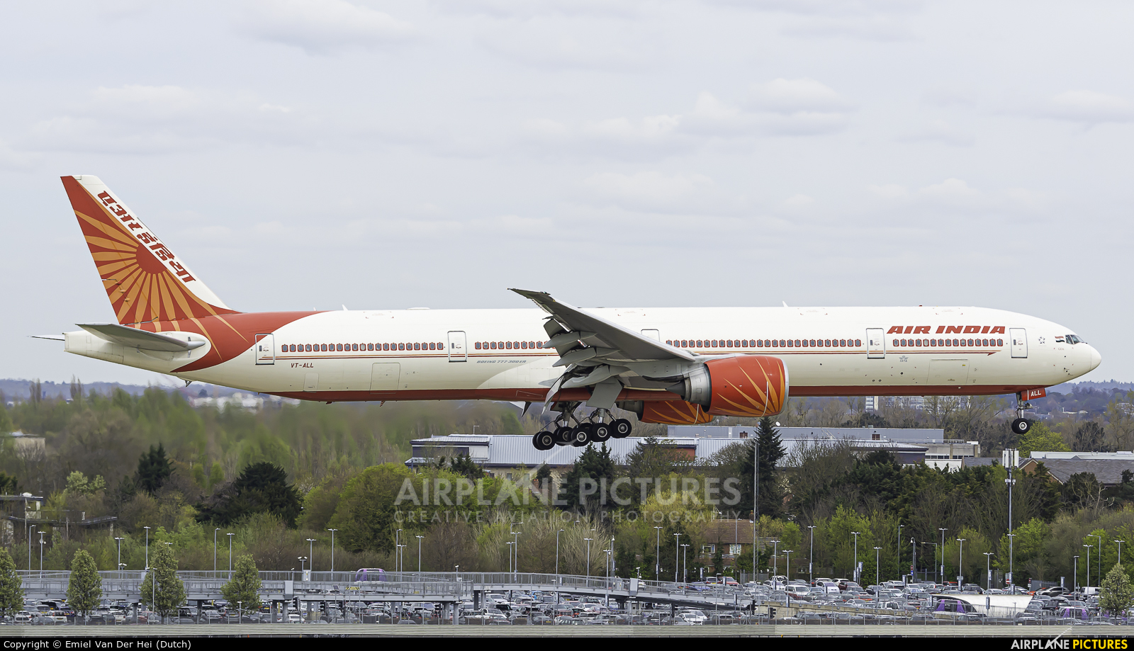 Air India VT-ALL aircraft at London - Heathrow