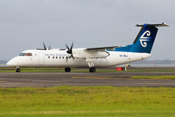 ZK-NEJ - Air New Zealand Link - Air Nelson de Havilland Canada DHC-8-300Q Dash 8