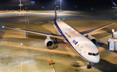 JA751A - ANA - All Nippon Airways Boeing 777-300ER