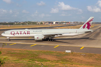 A7-BEU - Qatar Airways Boeing 777-300ER