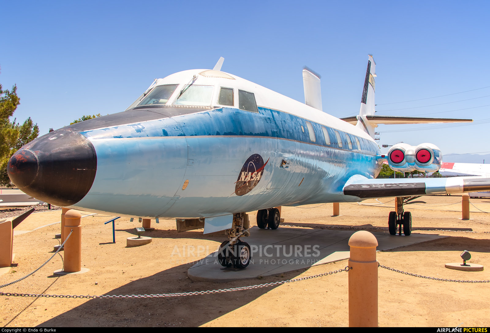 NASA N814NA aircraft at Palmdale Regional