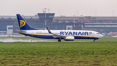EI-FEH - Ryanair Boeing 737-800