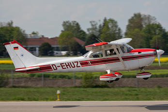 D-EHUZ - Private Cessna 172 Skyhawk (all models except RG)
