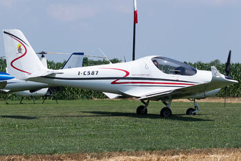 I-C587 - Private Skyleader Skyleader 600