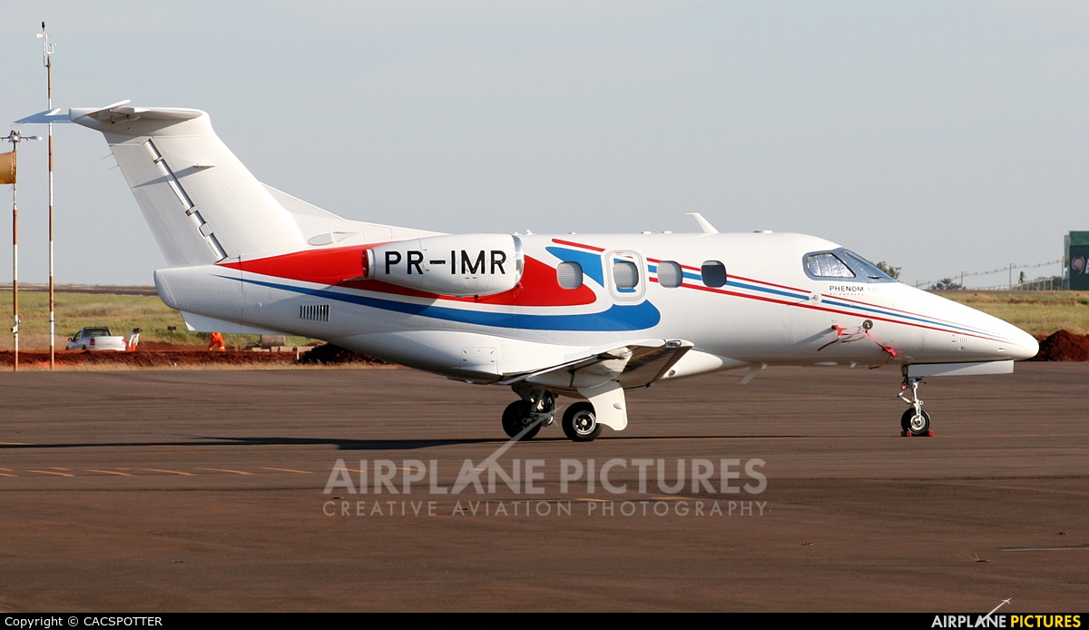 Private PR-IMR aircraft at Municipal Airport Cascavel